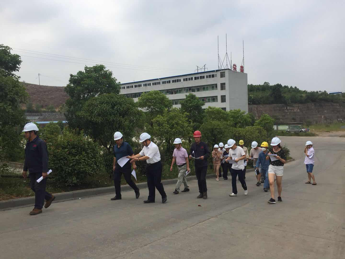 點擊圖片將圖片插入到編輯器